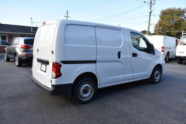 2021 nissan nv200 s