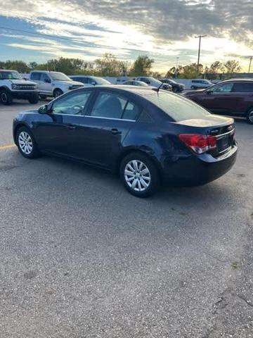 2011 chevrolet cruze 1lt