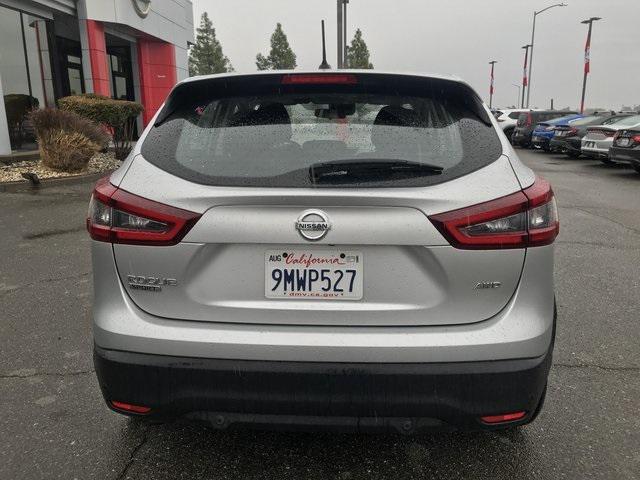 2022 nissan rogue sport s
