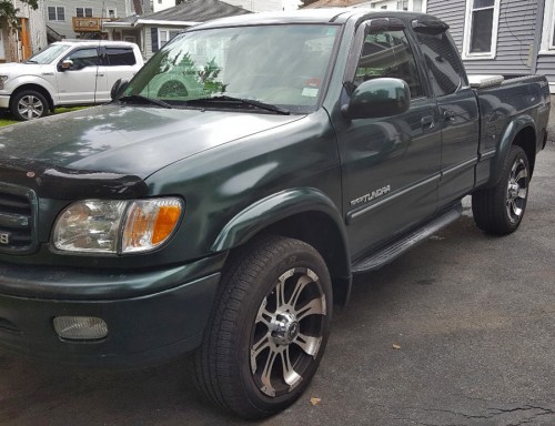 2001 toyota tundra limited in massachusetts by owner