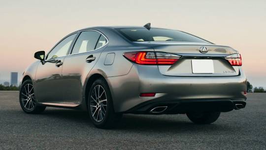 2018 Lexus ES
