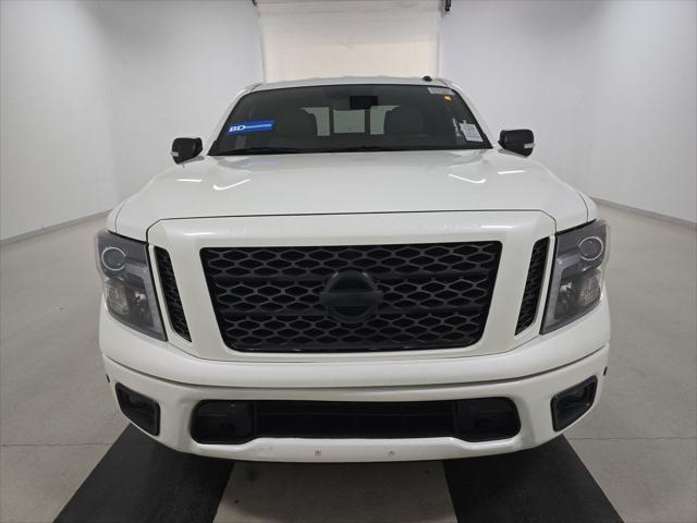 2019 nissan titan sv
