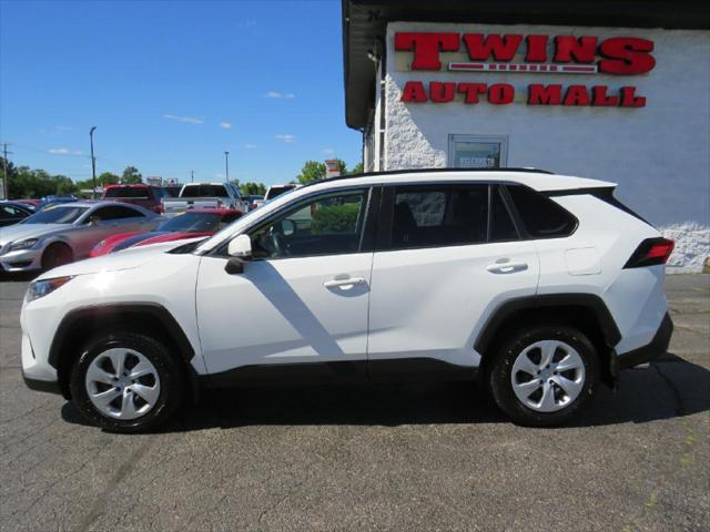 2019 toyota rav4 le