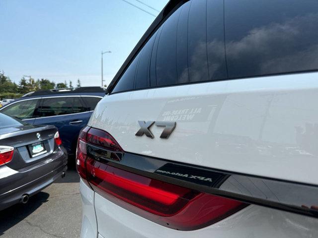 2020 bmw x7 m50i