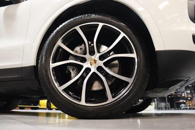 2019 porsche cayenne base