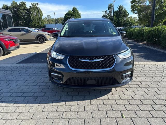 2022 chrysler pacifica touring l