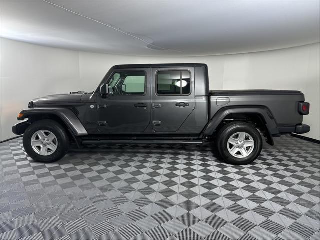 2021 jeep gladiator sport s