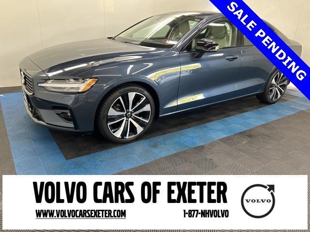 2022 volvo s60 b5 momentum
