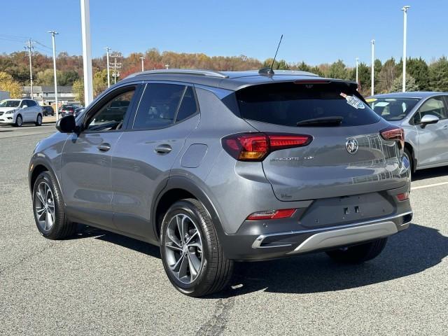 2022 buick encore gx essence