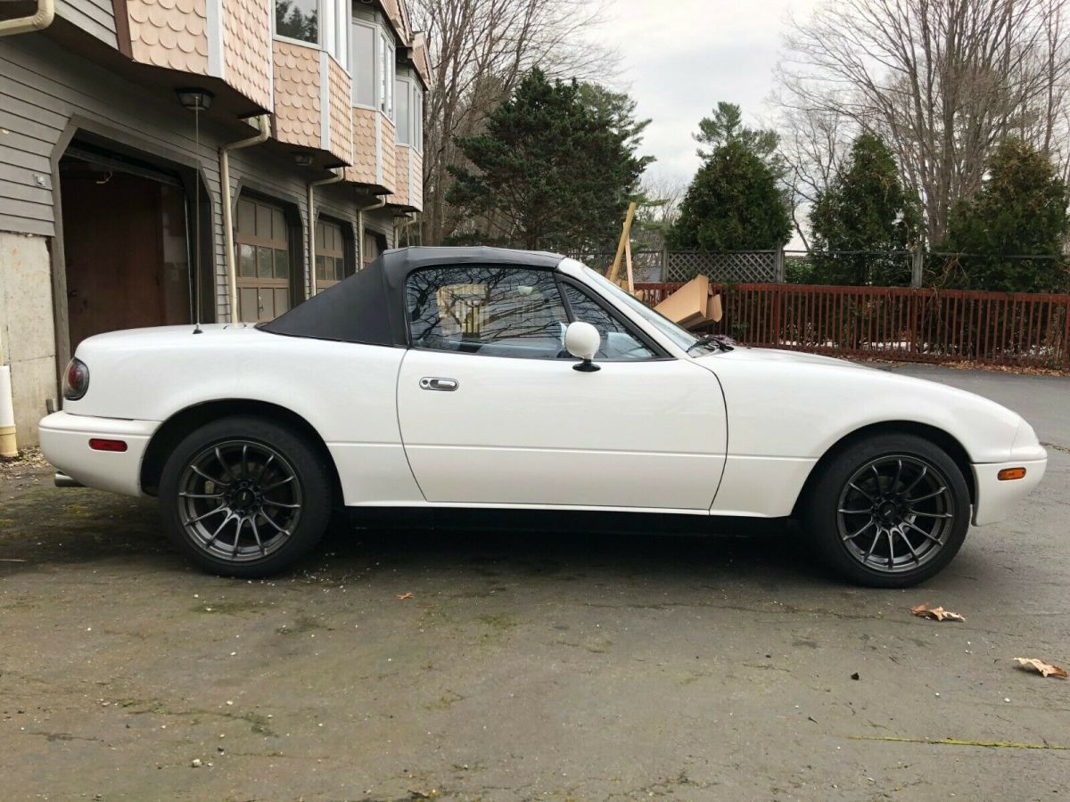 very clean first year miata with no body rust and has original 65k miles