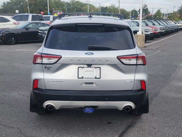 2020 ford escape titanium