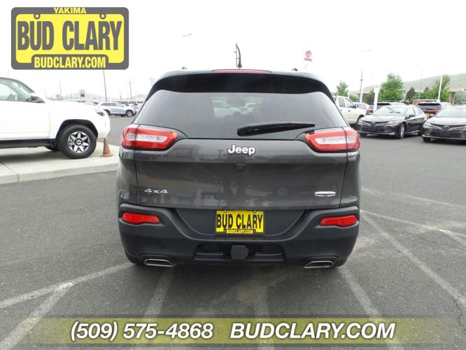 used 2018 jeep cherokee 4wd latitude plus union gap, wa 98903 for sale in sumach, washington