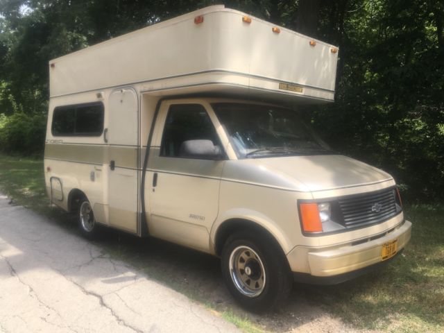 1989 chevy tiger astro provan chalet westfalia vintage camper van shorty rv rare