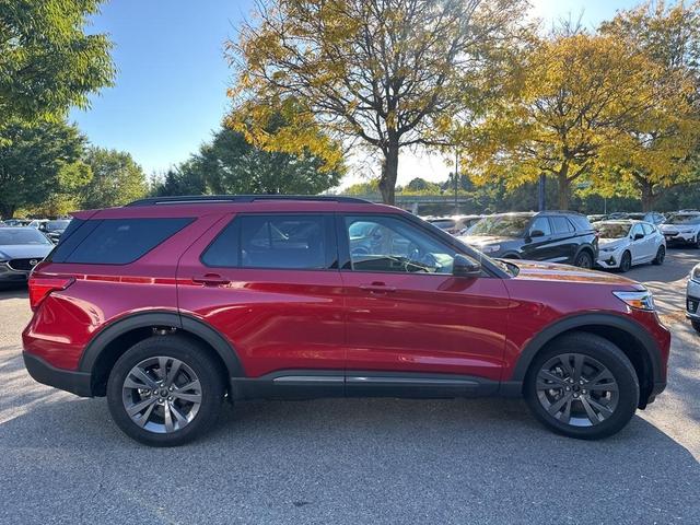 2024 ford explorer xlt
