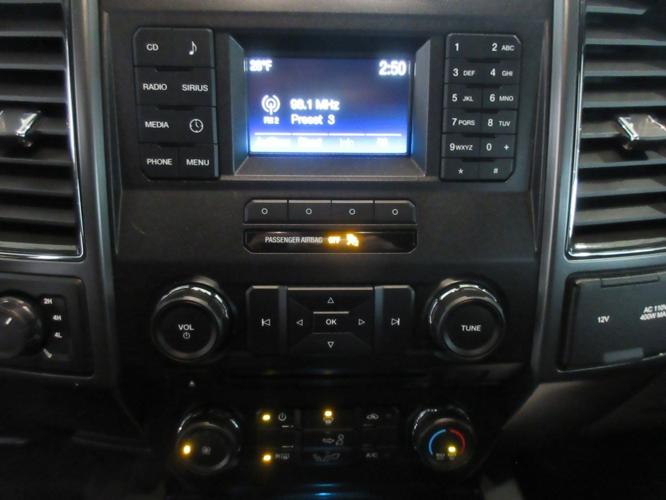 used 2017 ford f150 4x4 supercrew xlt green bay, wi 54303 for sale in green bay, wisconsin