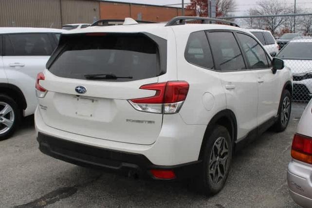 2022 subaru forester premium