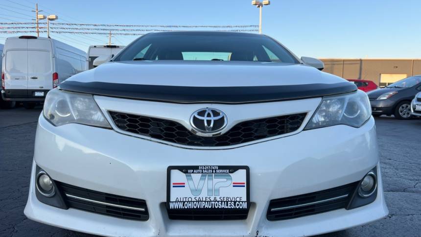 2012 toyota camry se