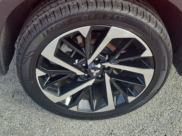 2022 mitsubishi outlander se