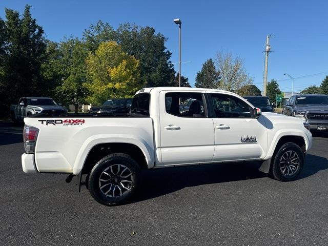 2021 toyota tacoma trd sport