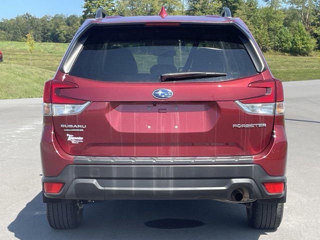 2021 subaru forester premium