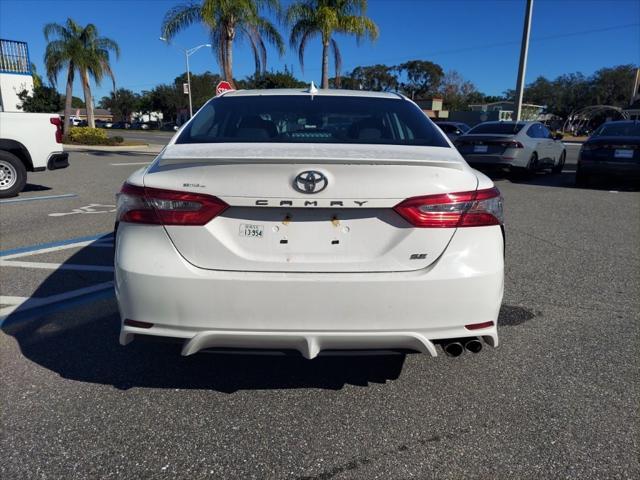2019 toyota camry se
