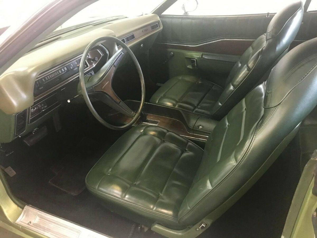 1972 dodge charger solid super bee striping clean