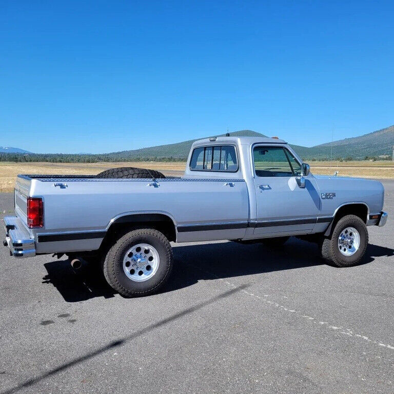 1990 dodge ram turbo 5.9l i6 12v pickup truck 175k mi lumber rack/tool box