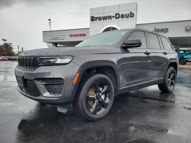 2023 jeep grand cherokee altitude 4x4
