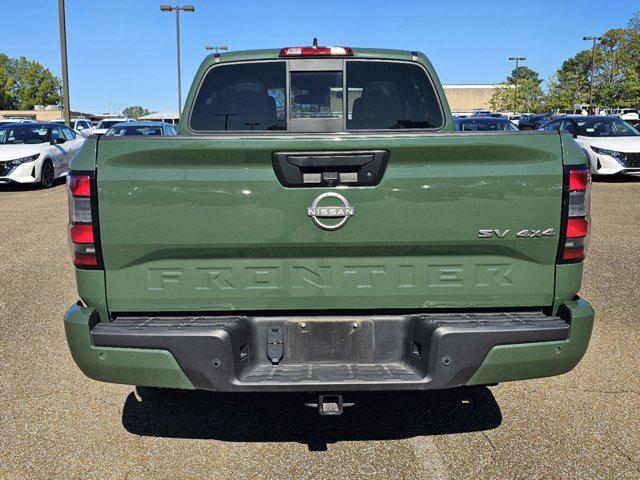 2022 nissan frontier sv