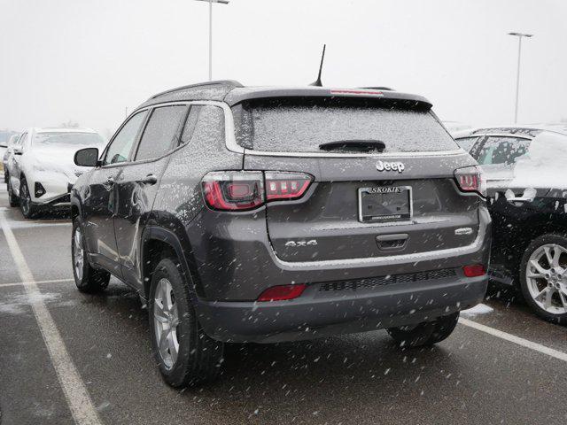 2022 jeep compass latitude