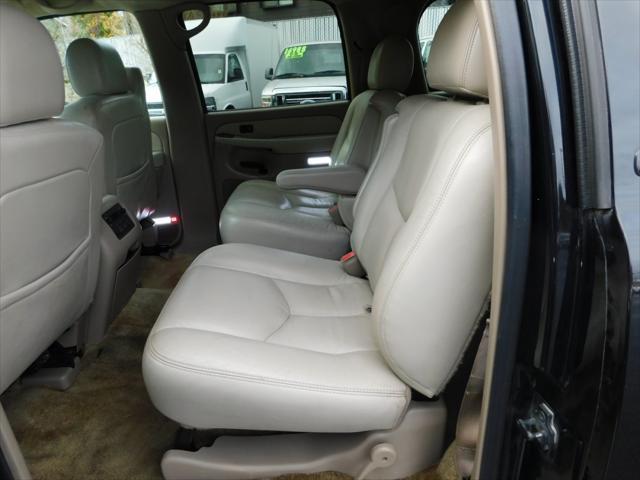 2003 chevrolet suburban 1500 lt