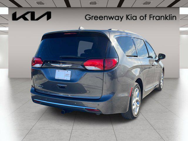 2017 chrysler pacifica touring-l