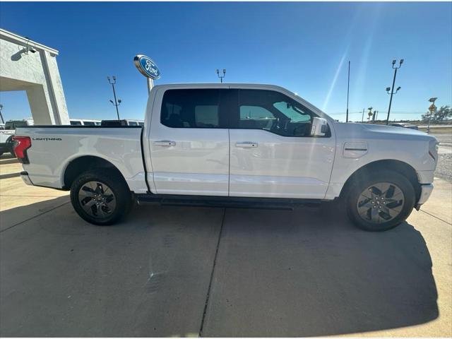 2022 ford f-150 lightning lariat