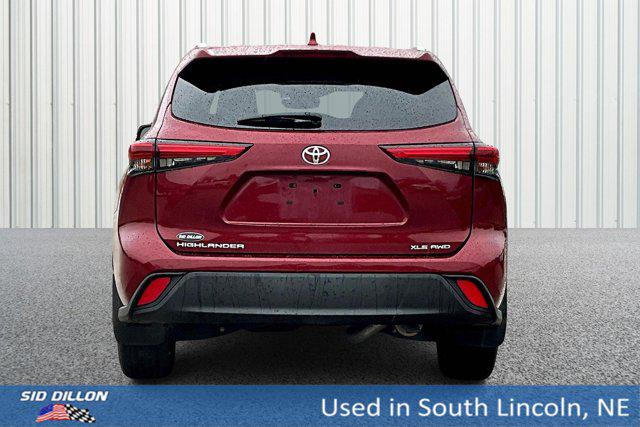 2021 toyota highlander xle