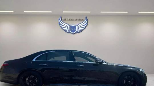 2022 Mercedes-Benz S-Class