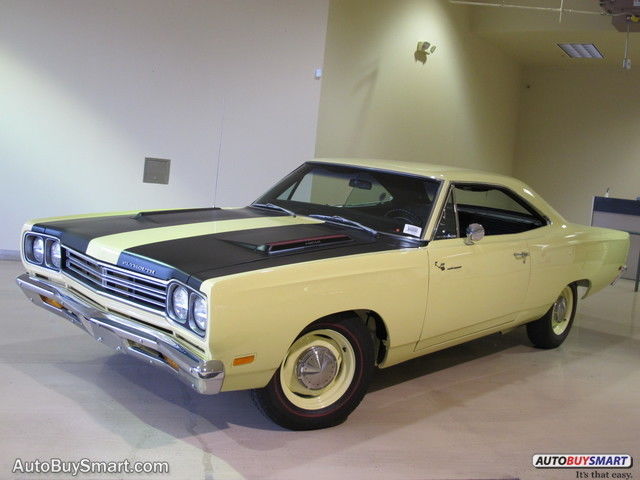 1969 yellow hemi!
