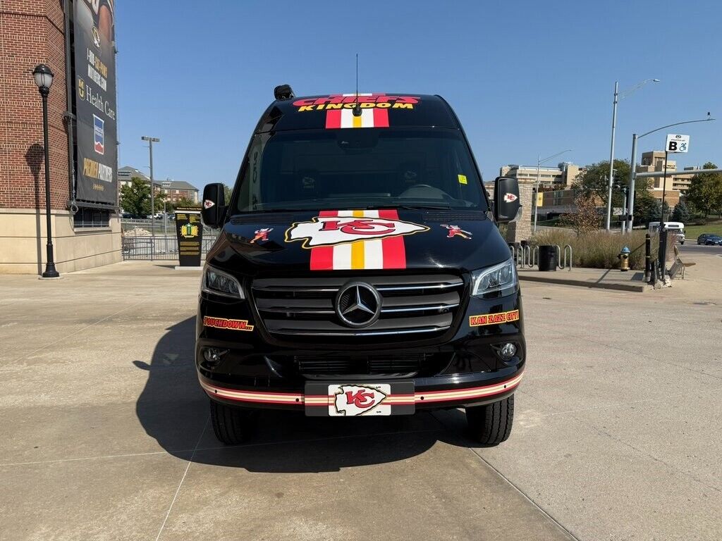 2022 mercedes-benz sprinter cargo 170 wb