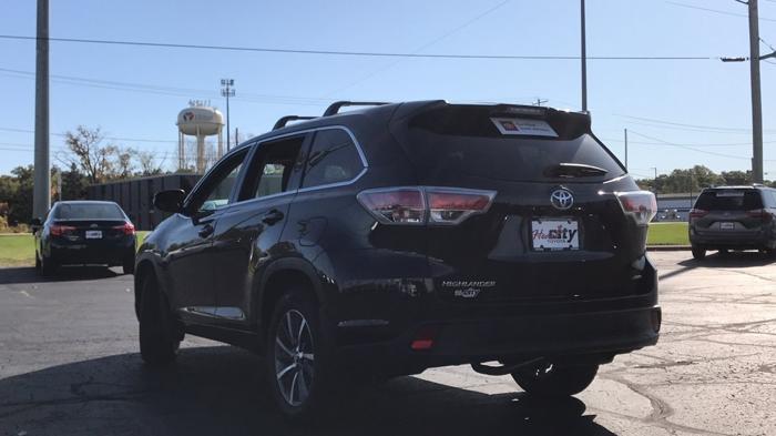 certified 2016 toyota highlander awd le v6 elkhart, in 46514 for sale in elkhart, indiana