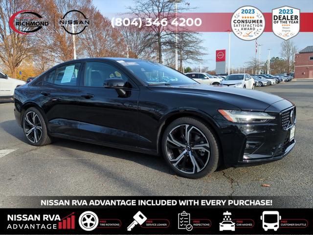 2024 volvo s60 core dark theme