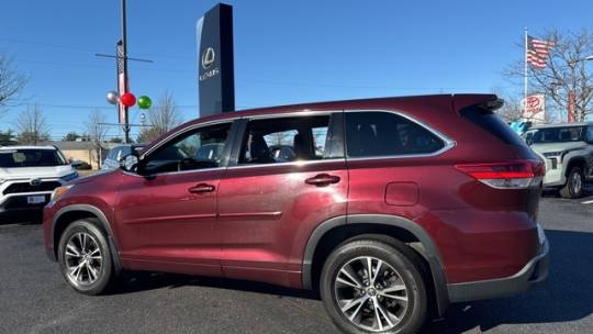 2017 Toyota Highlander