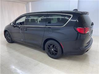 2021 Chrysler Voyager lx
