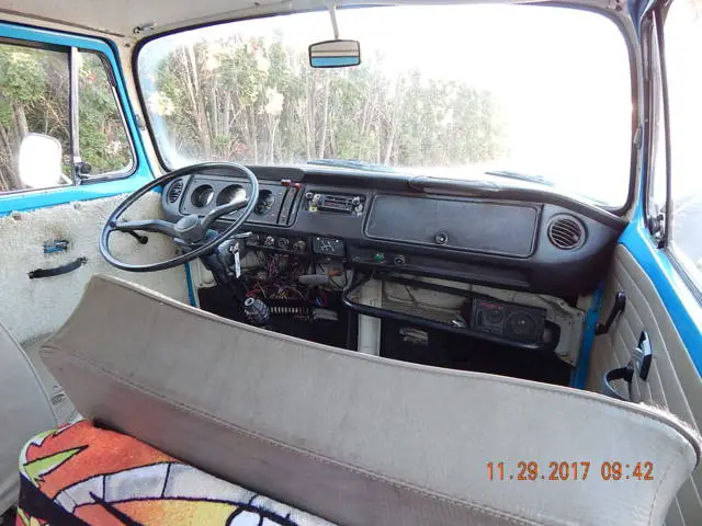 73 vw westfalia camper bus * wedge top * barn find * solid & runs * no reserve