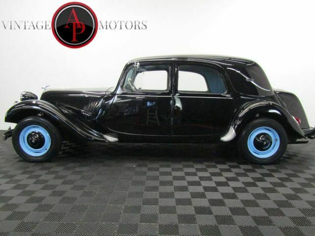1957 citroen traction avant