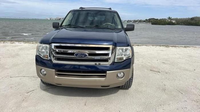 2011 ford expedition xlt sport utility 4d in sarasota, florida