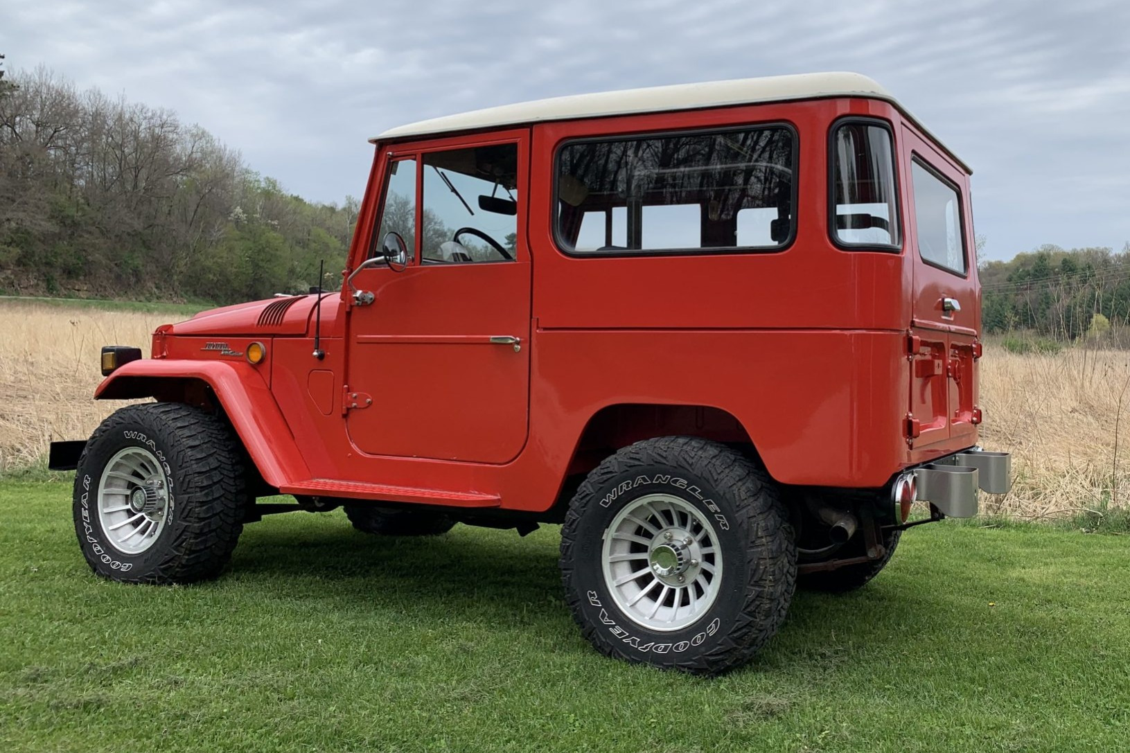 1969 toyota land cruiser fj40