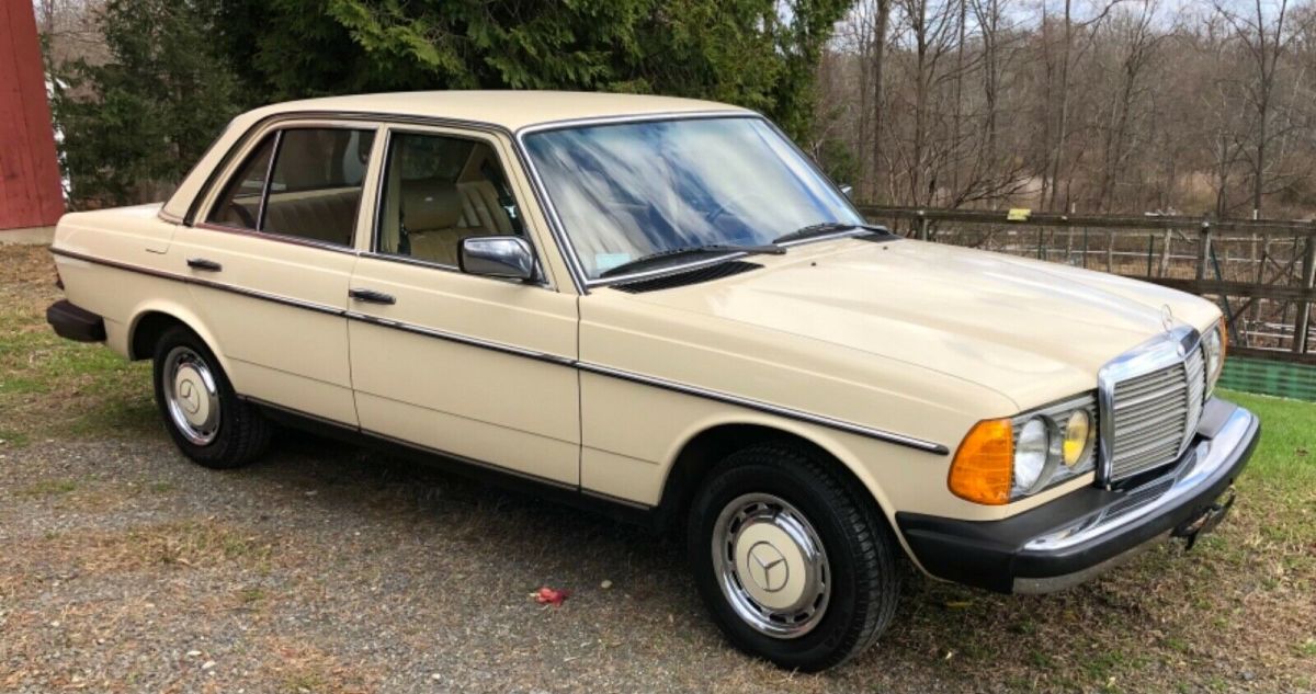 1982 mercedes-benz 240d base 2.4l