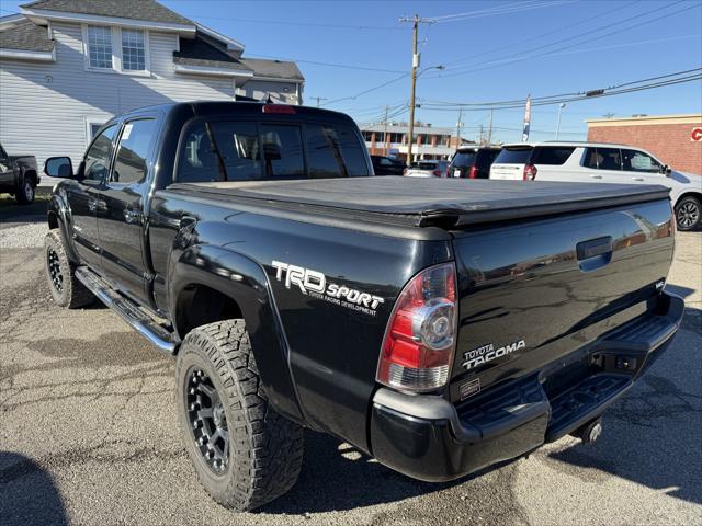 2015 toyota tacoma base