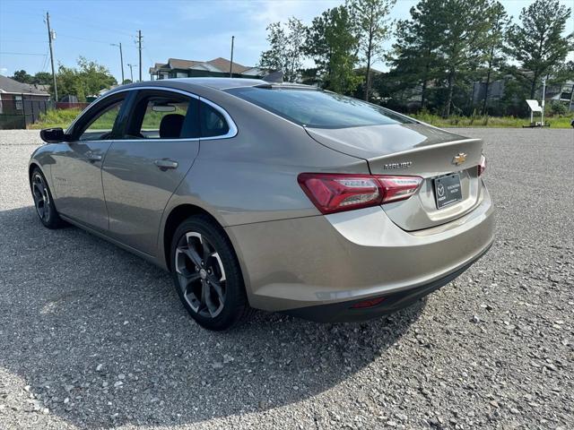 2022 chevrolet malibu fwd lt