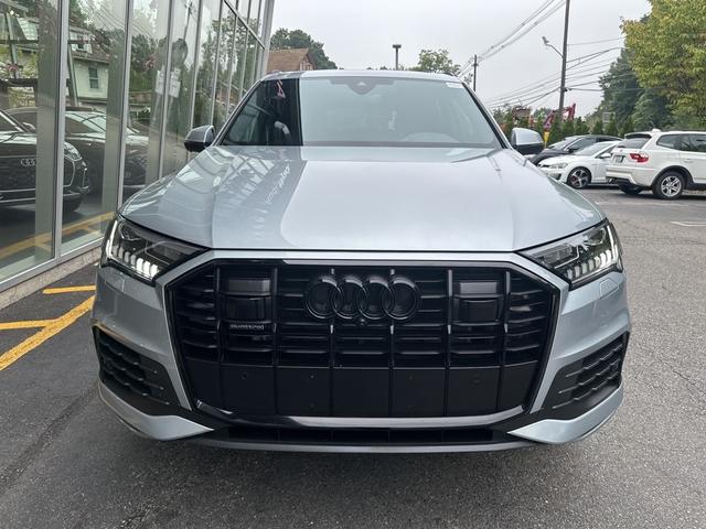 2024 audi q7 45 premium plus