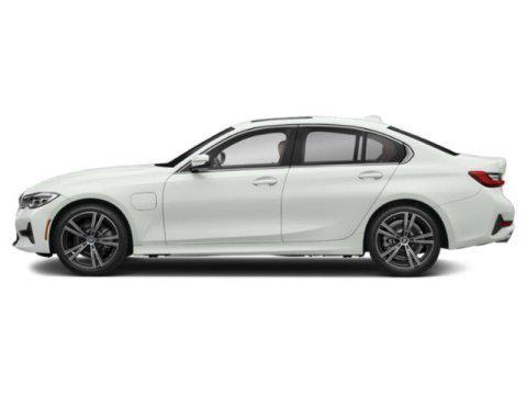 2022 bmw 330e base